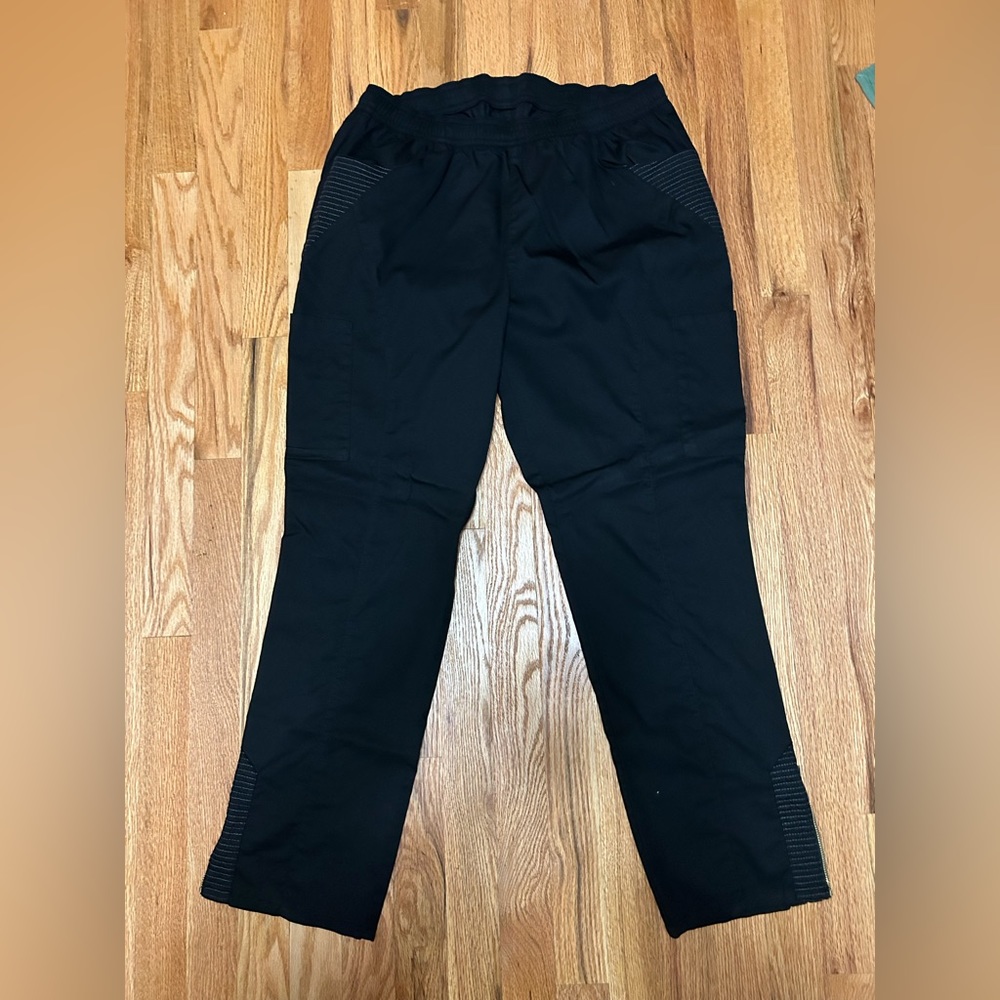 Jaanuu scrub pants
